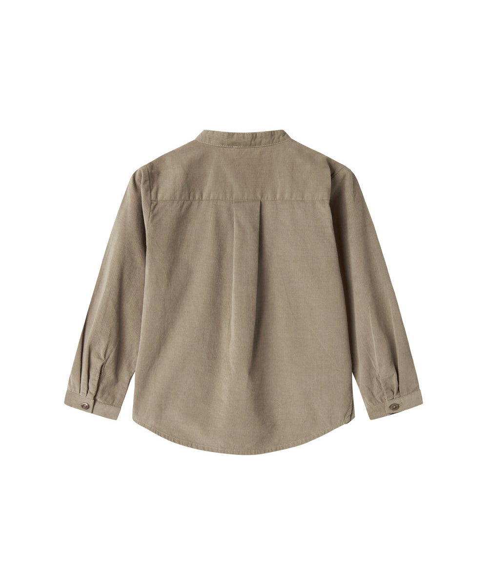 Beige skjorte i babyfløjl med lange ærmer og kinakrave til børn