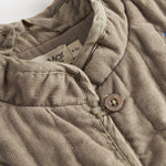 Beige quiltet vest med blomsterbroderi til børn