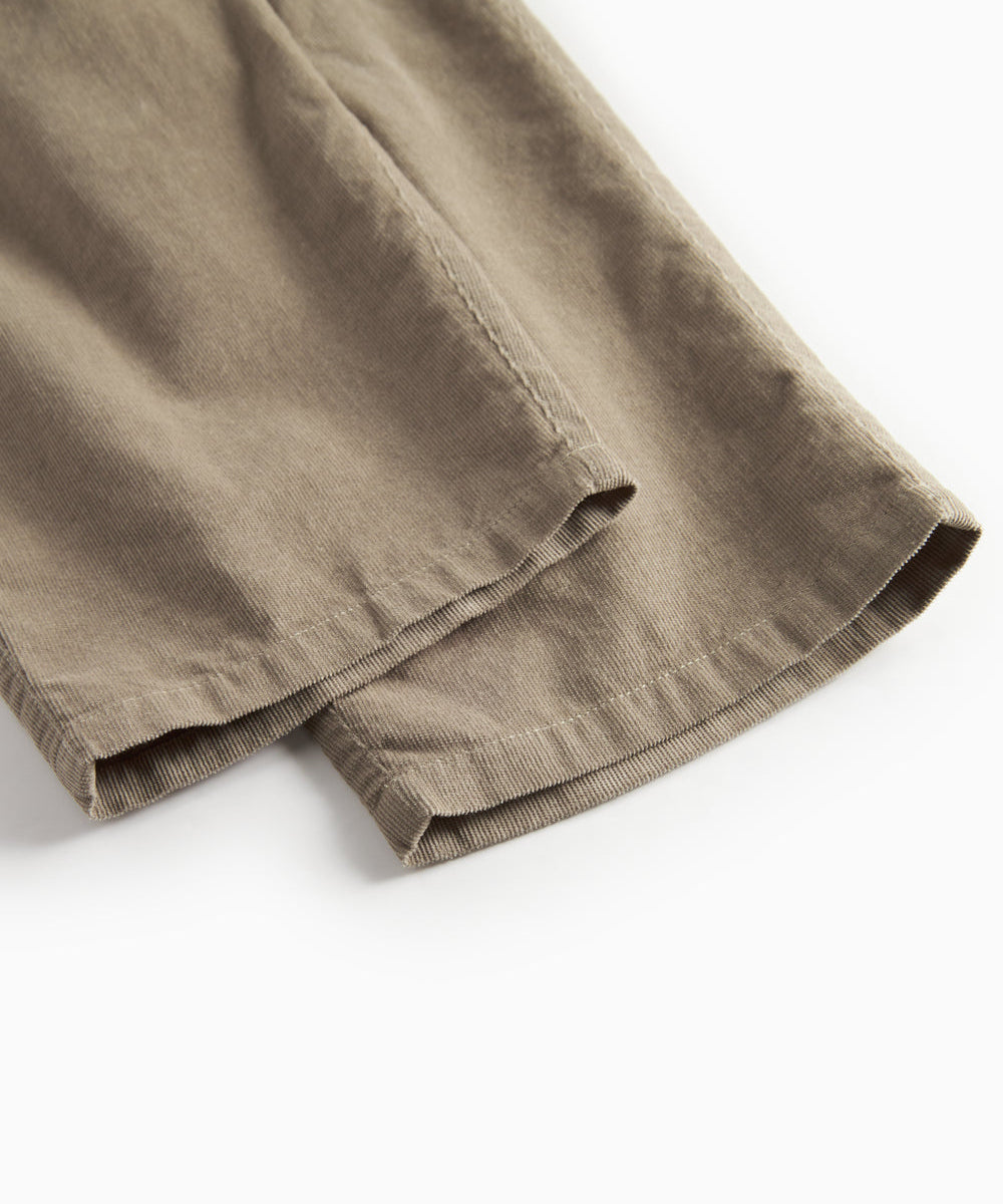 Beige bukser i babyfløjl med brede ben til børn