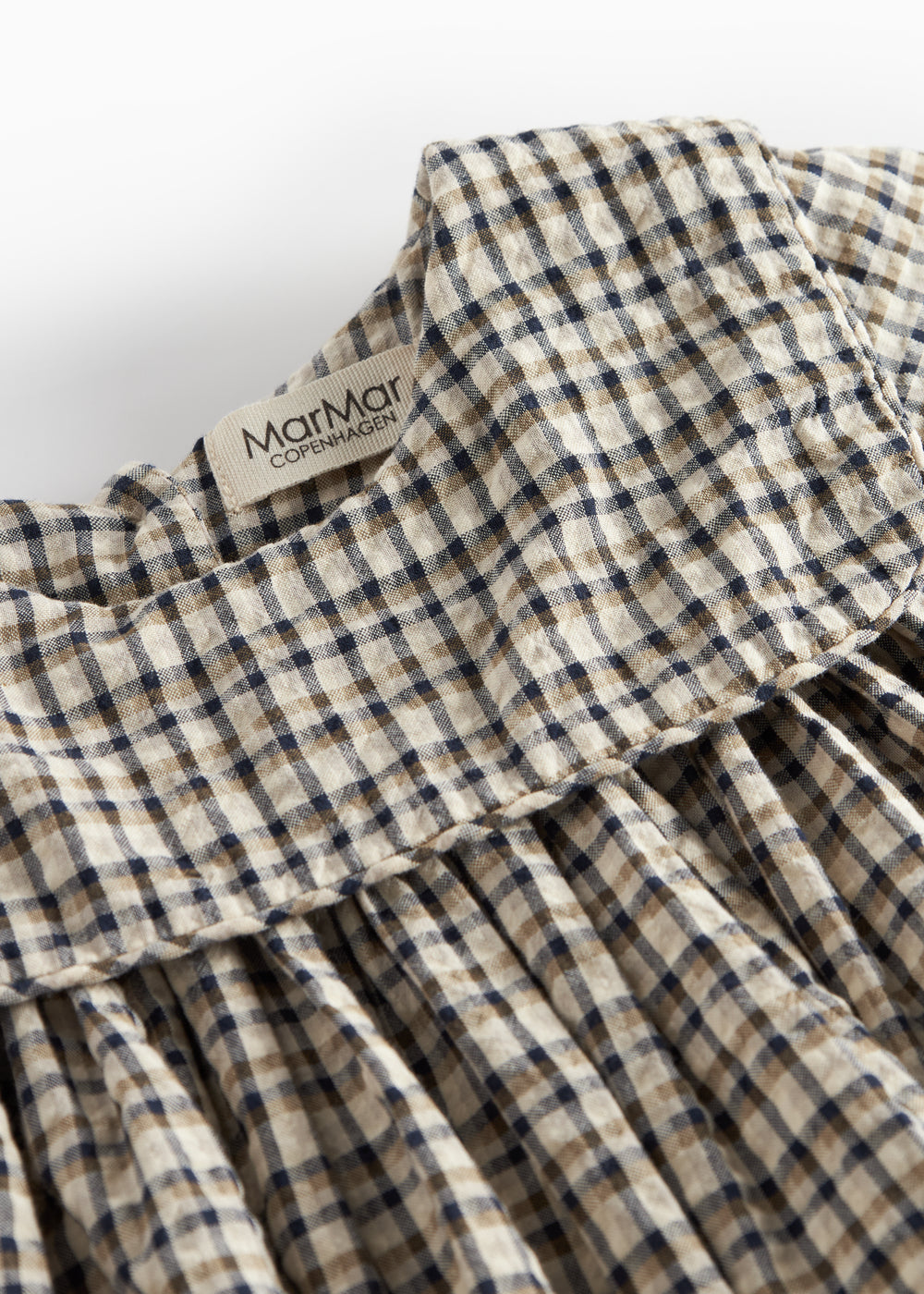 Brun ternet langærmet kjole til børn i crepet bomuld