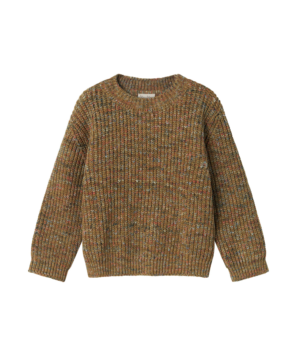 Brunmeleret striktrøje til kvinder set forfra