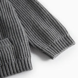 Mørkegrå strikket cardigan til børn med knapper og lommer