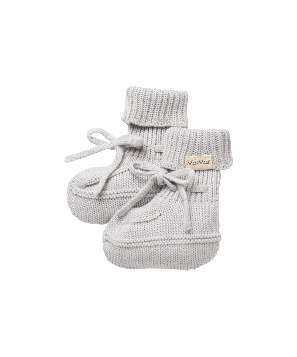 Grå strik babyfutter