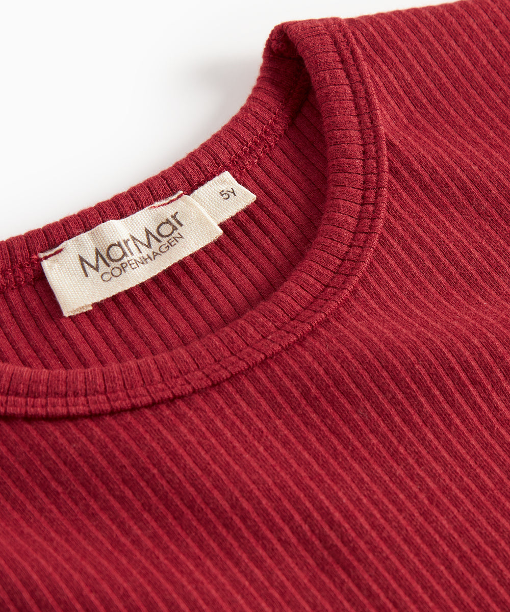 Rød ribstrikket t-shirt med lange ærmer til børn