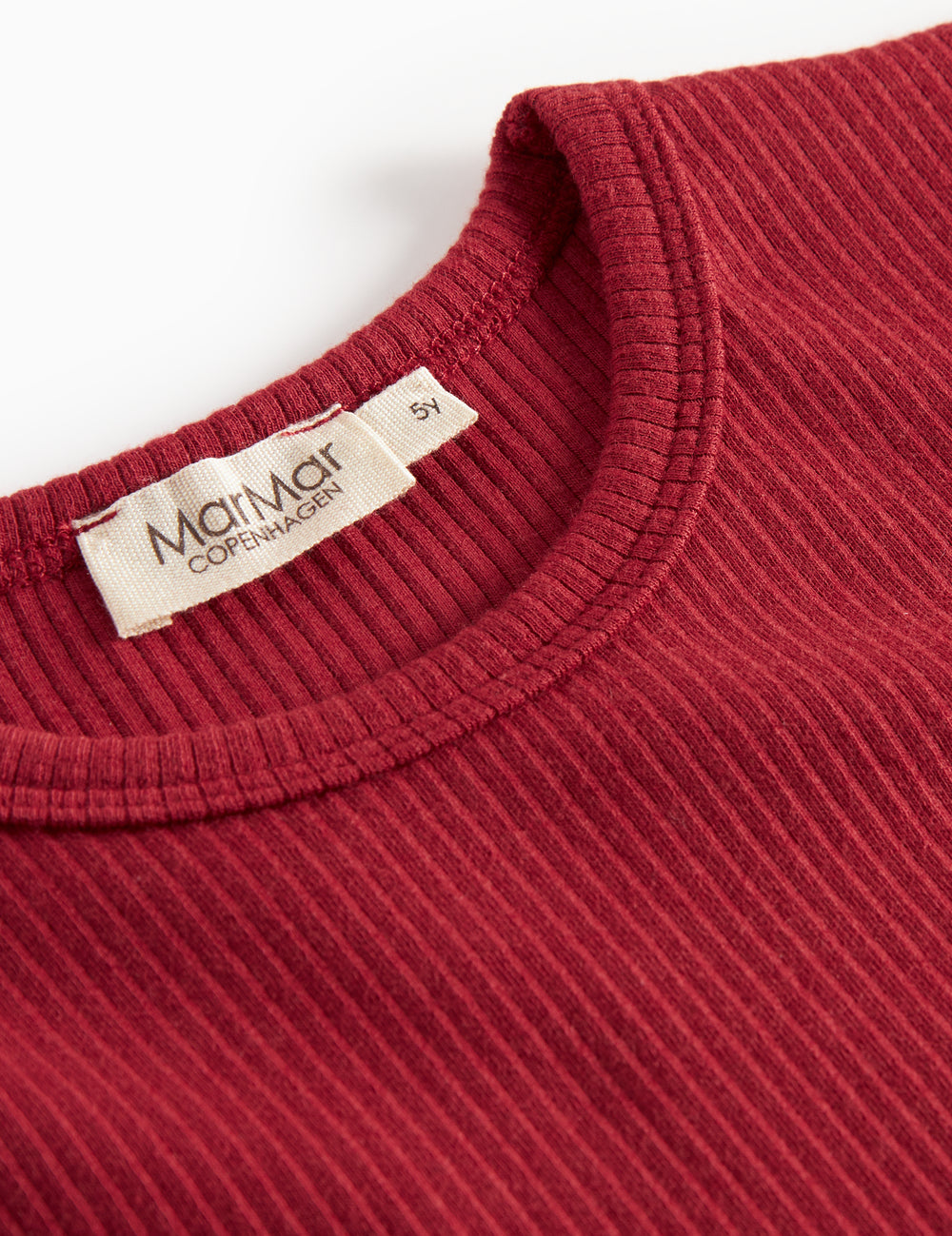 Rød ribstrikket t-shirt med lange ærmer til børn
