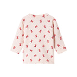 slå-om bluse med rødt juleklokkeprint til nyfødt