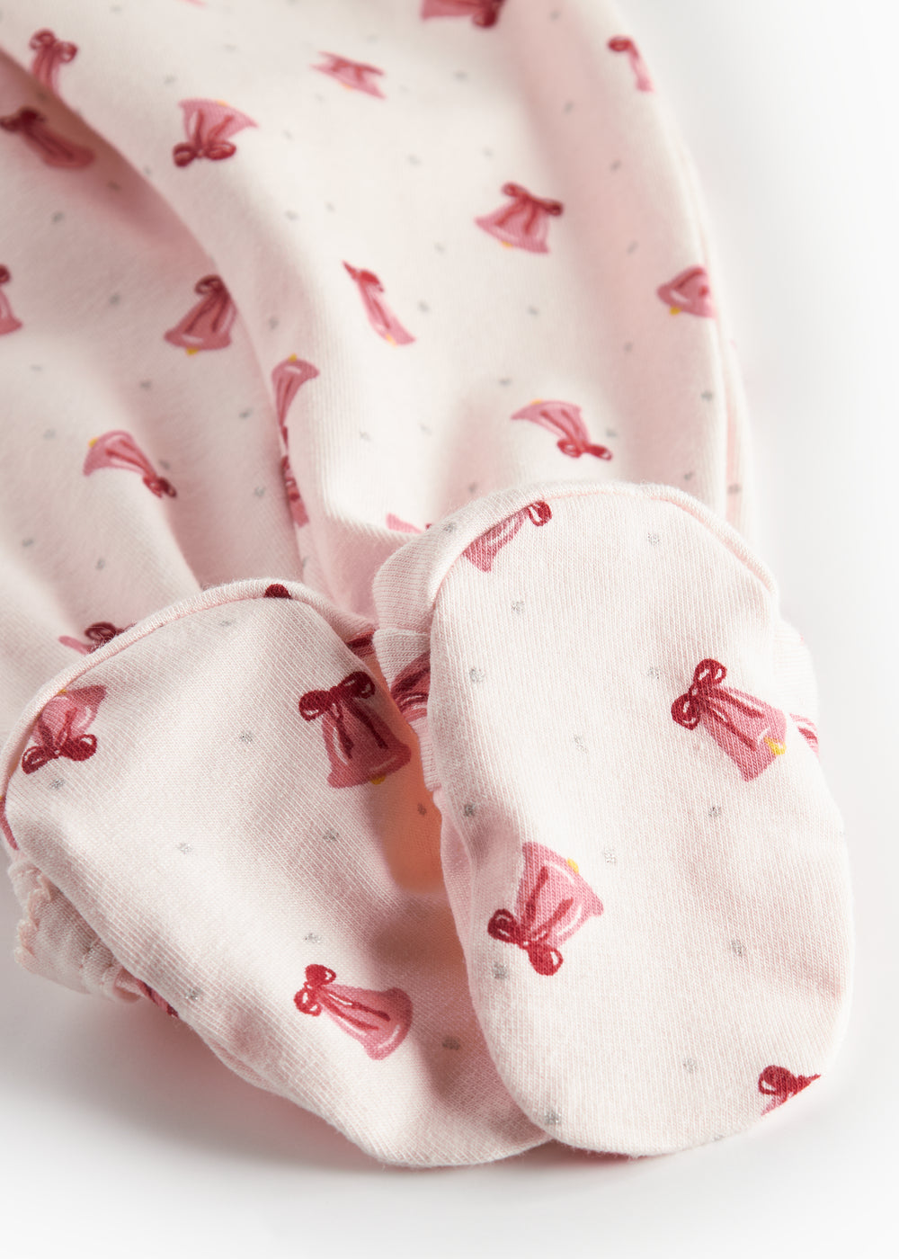 heldragt med rødt juleklokkeprint og futter til nyfødt