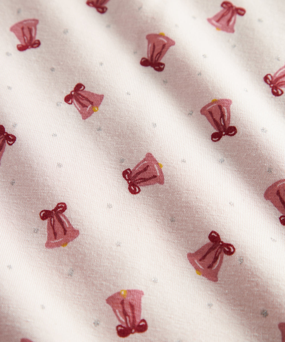 Cremefarvet babytæppe med røde juleklokker