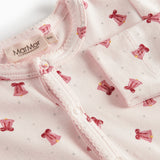 Cremefarvet heldragt med røde juleklokker til baby