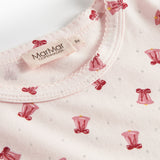 Cremefarvet julepyjamas med mønster af røde juleklokker til børn