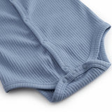 Langærmet lyseblå baby bodystocking til nyfødte