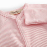 Lyserød langærmet baby heldragt med fødder og knapper