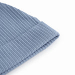  Lyseblå modal hue med kant til nyfødt