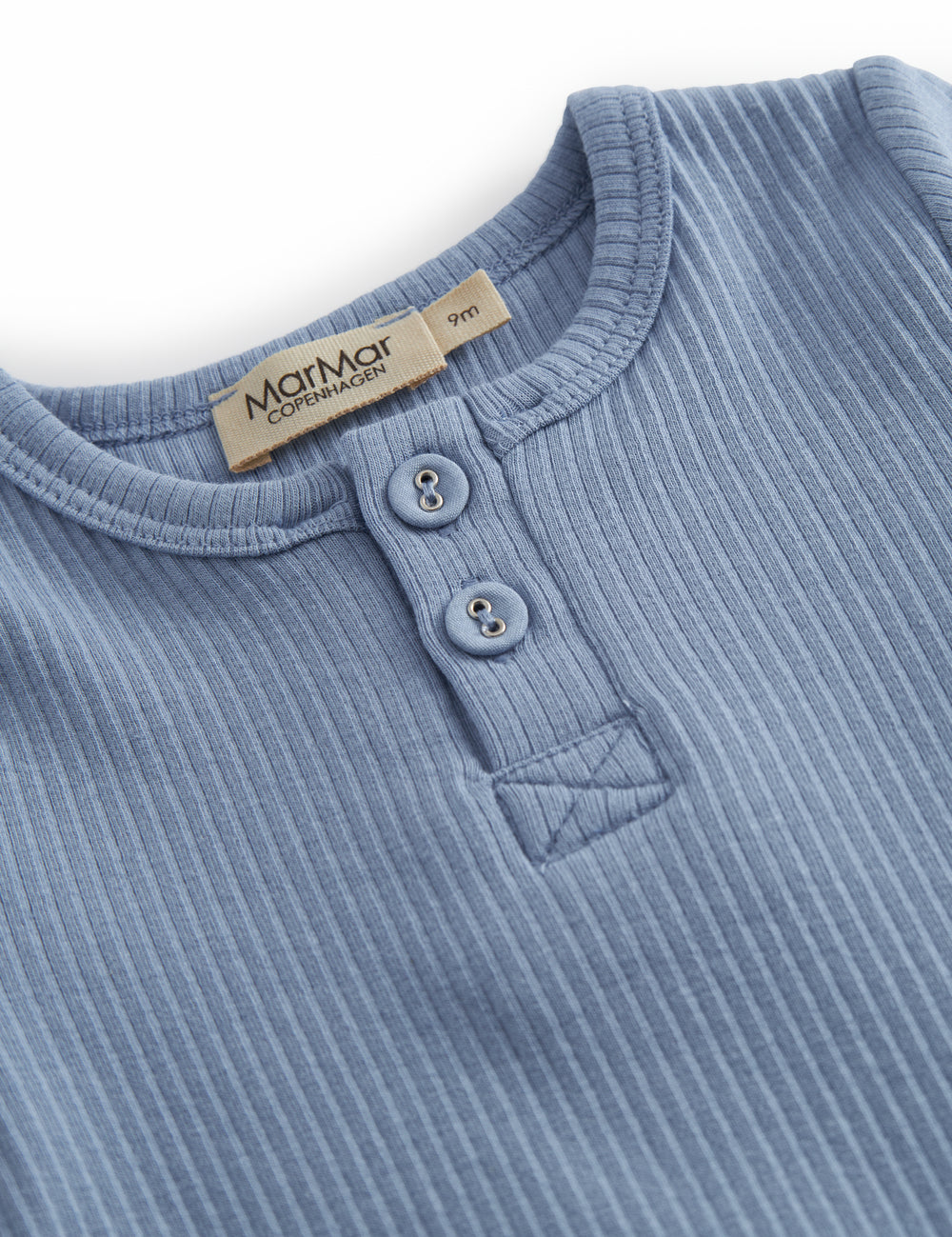 Light blue short-sleeved baby bodystocking with snap closure