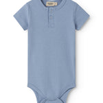 Light blue short-sleeved baby bodystocking with snap closure