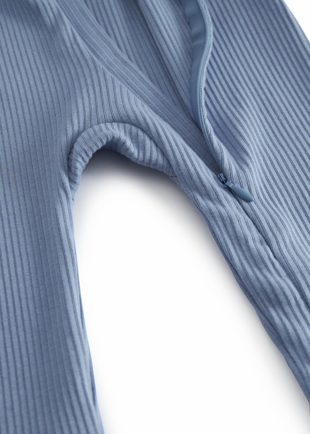 Langærmet lyseblå heldragt med lynlås til børn