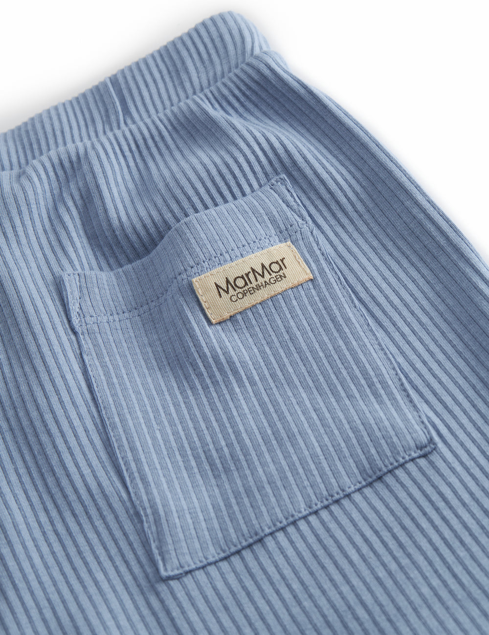 Lyseblå ribstrikket modal shorts med bindebånd til børn