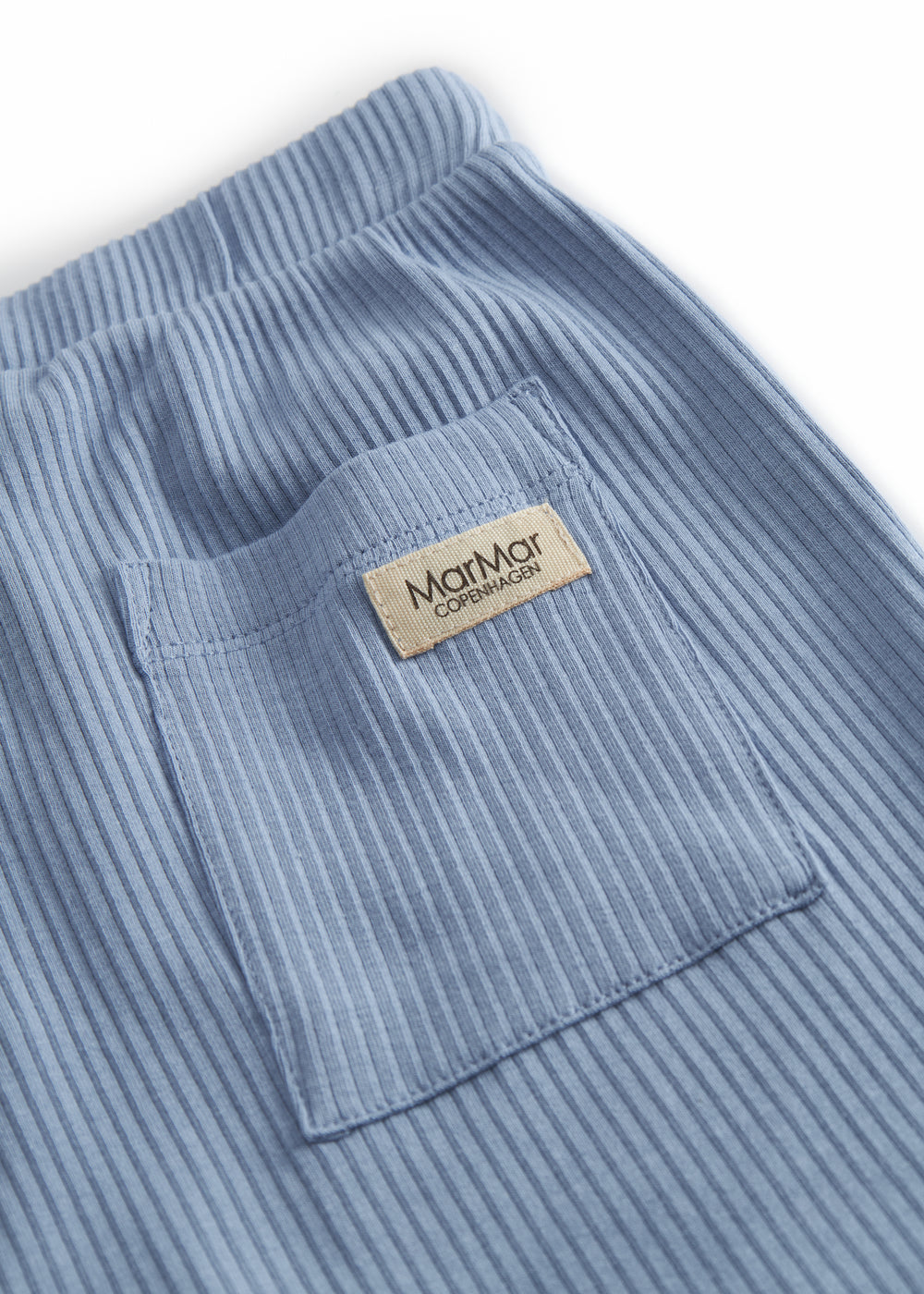 Lyseblå ribstrikket modal shorts med bindebånd til børn