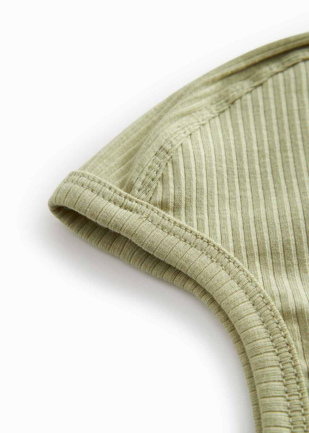 Lysegrøn baby modal hue med trykknap