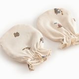 Baby blanket with train print