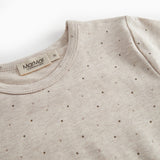 Beige kortærmet t-shirt til børn med et fint print