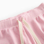 Børnehorts med lyserøde striber, bred elastik samt bindebånd 