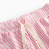 Børnehorts med lyserøde striber, bred elastik samt bindebånd 