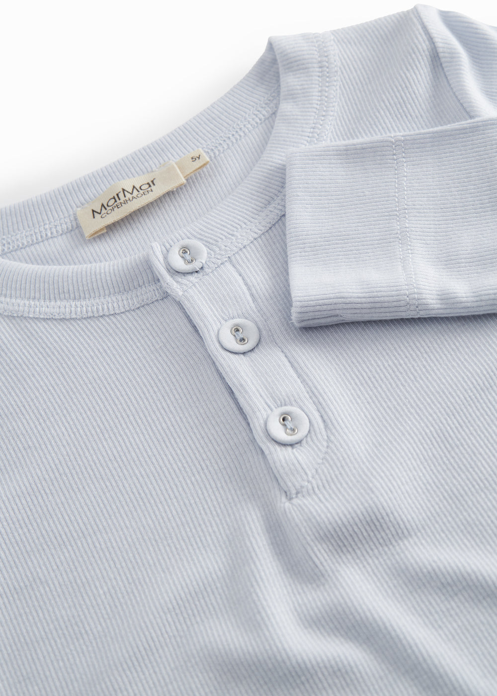 Langærmet lyseblå t-shirt til børn med stolpe knaplukning