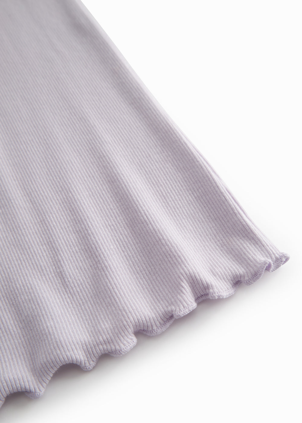 Lys lilla langærmet t-shirt til børn med flæsedetaljer