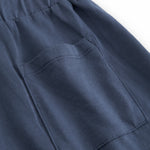 Blå børneshorts med bred elastik og bindebånd 