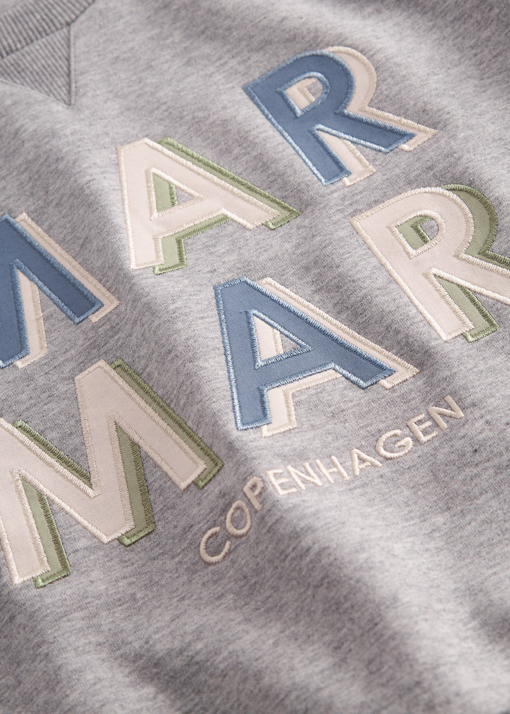 Gray sweatshirt for children with MarMar logo in blue and pink.