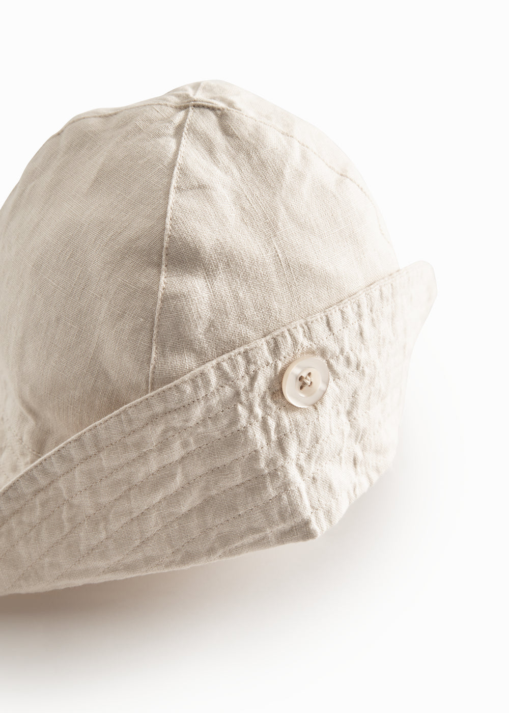 Beige sommerhat til baby