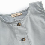 Ærmeløs blå chino kjole til børn med knapper