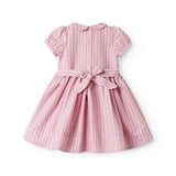 Kortærmet lyserød kjole med striber til børn, med krave og picotkanter, bindebånd i taljen og knaplukning bagpå