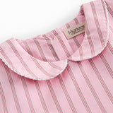 Kortærmet lyserød kjole med striber til børn, med krave og picotkanter, bindebånd i taljen og knaplukning bagpå