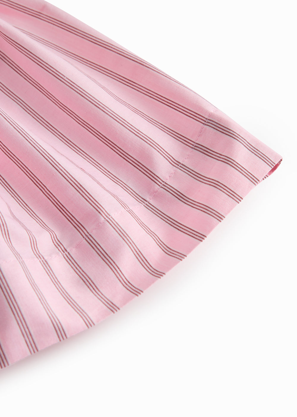 Red lower part with fine stripes for children