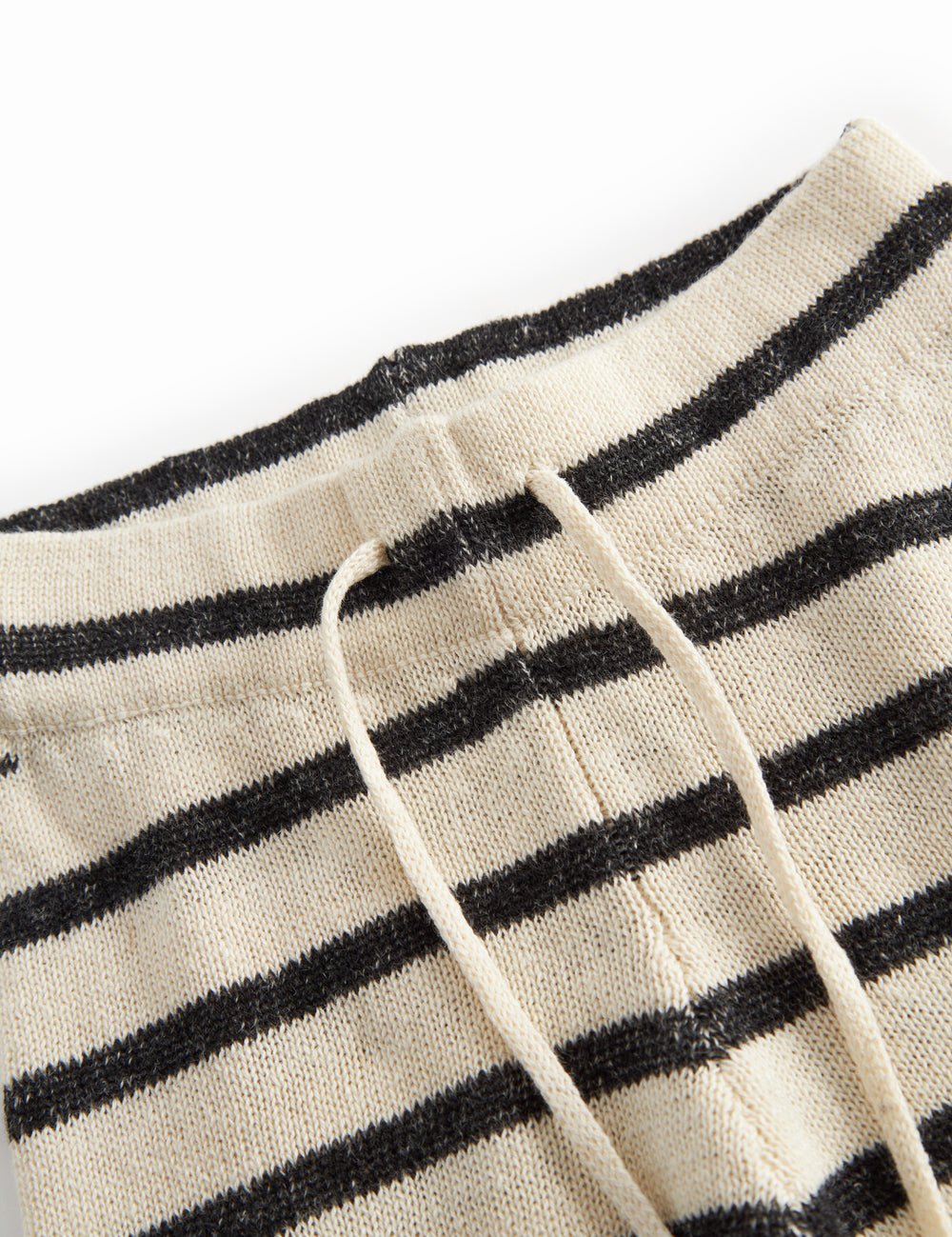 Striped knee-highs for the smallest with l in in life