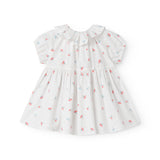 Hvid baby kjole med små blomster og korte ærmer