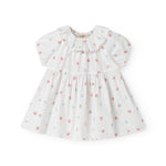 Hvid baby kjole med små blomster og korte ærmer