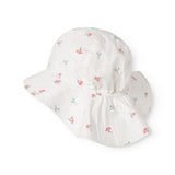 Hvid baby solhat med små blomsterprint