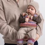 Mixed gray cardigan with button closure and ribbed edges, worn in front.