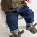 Teddy plush home in dark green with thick plush and reversible heel.