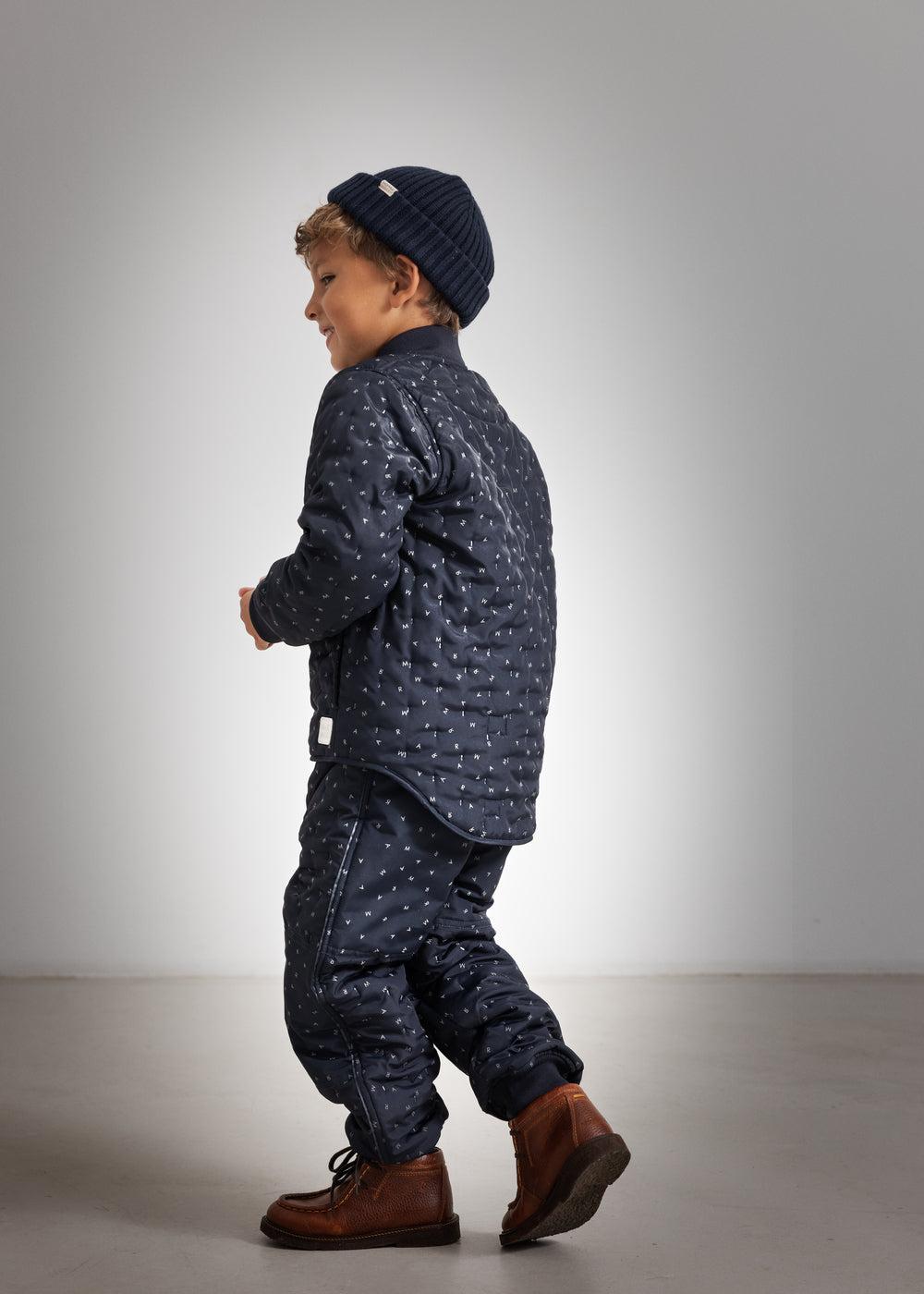 Atlas, Knit Hat - Darkness