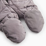 Lilac downy mittens with glove-like gloves and ribbed edge.