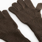 Leather gloves in dark brown with ribbed cuff and thumb.