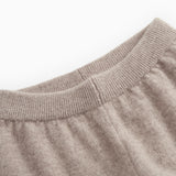 Peno cargo pants in alpaca melange, close-up of ribbed lining.