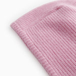 Amaro Kashmir hue and rose rib stitch with tightly knitted pattern on the cuff