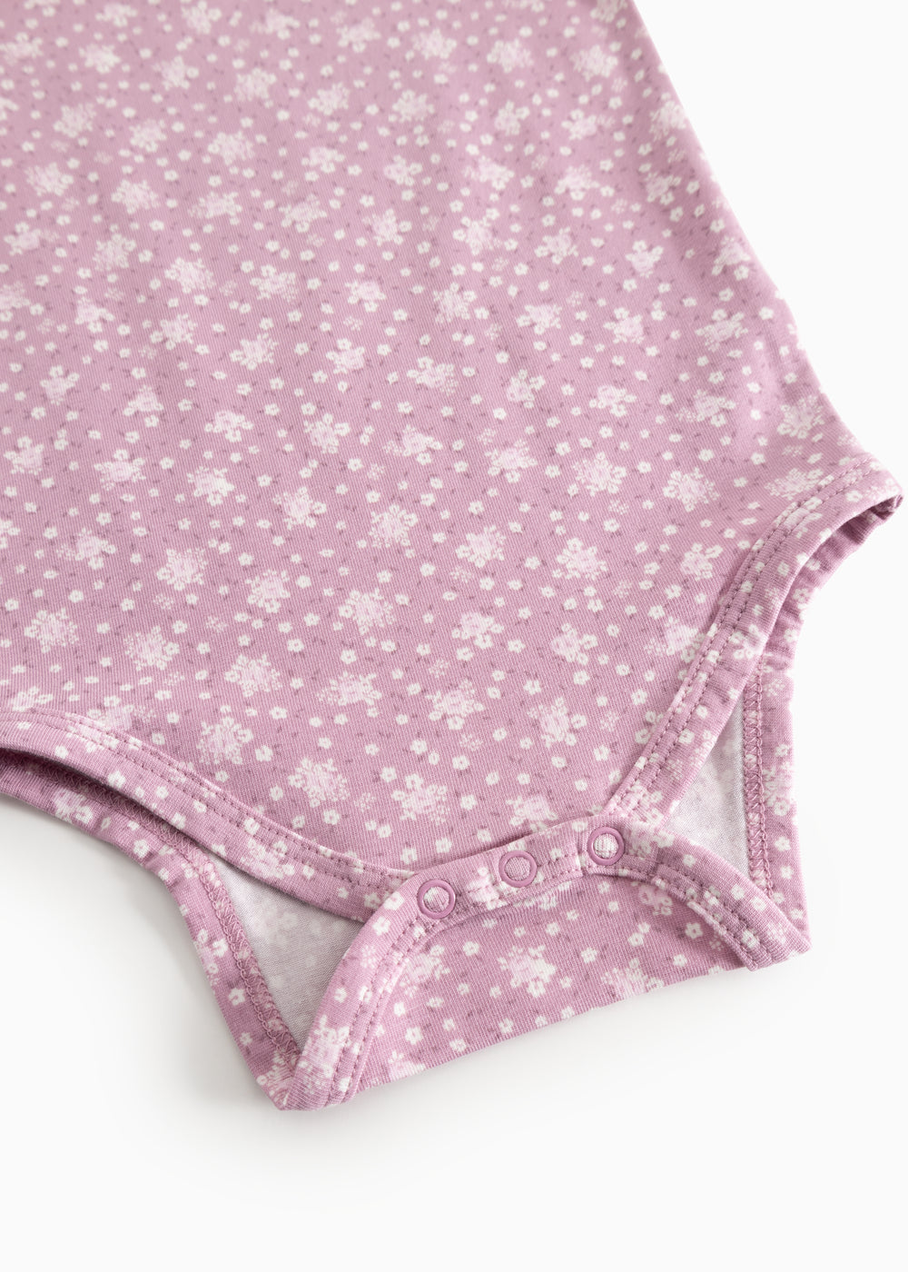 Floral bodystocking with flower print and snap buttons at the crotch