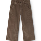 Pluto trousers Wilted in brown corduroy, straight legs and front button.