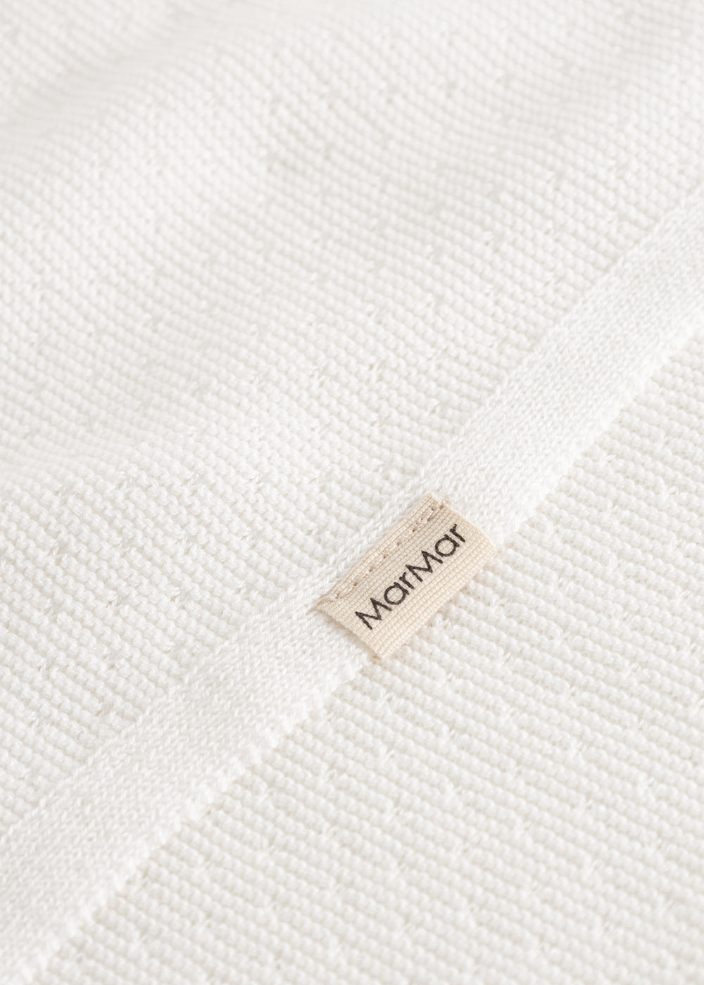 Alia, Knit Blanket - Gentle White